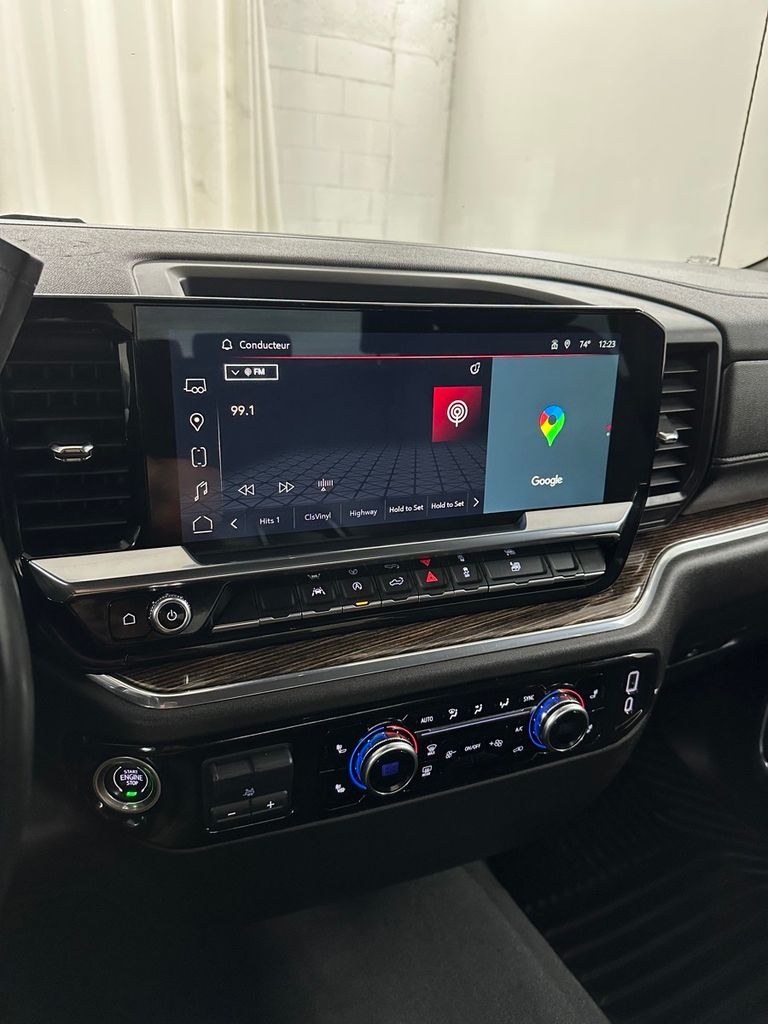 used 2023 GMC Sierra 1500 car, priced at $36,985