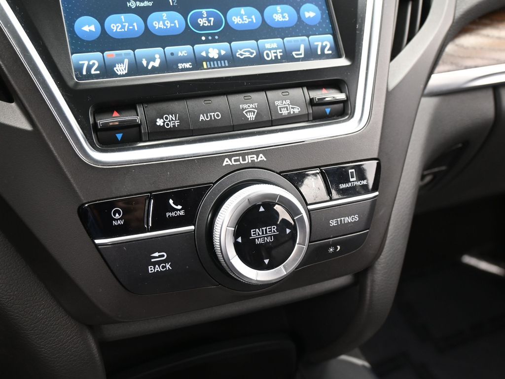 Used 2020 Black Acura Technology image 31