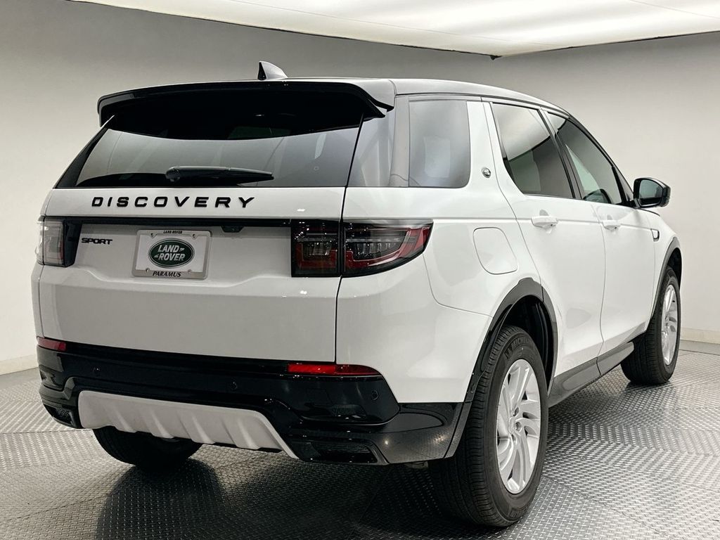 Thumbnail: 2025 Land Rover Discovery Sport - 2