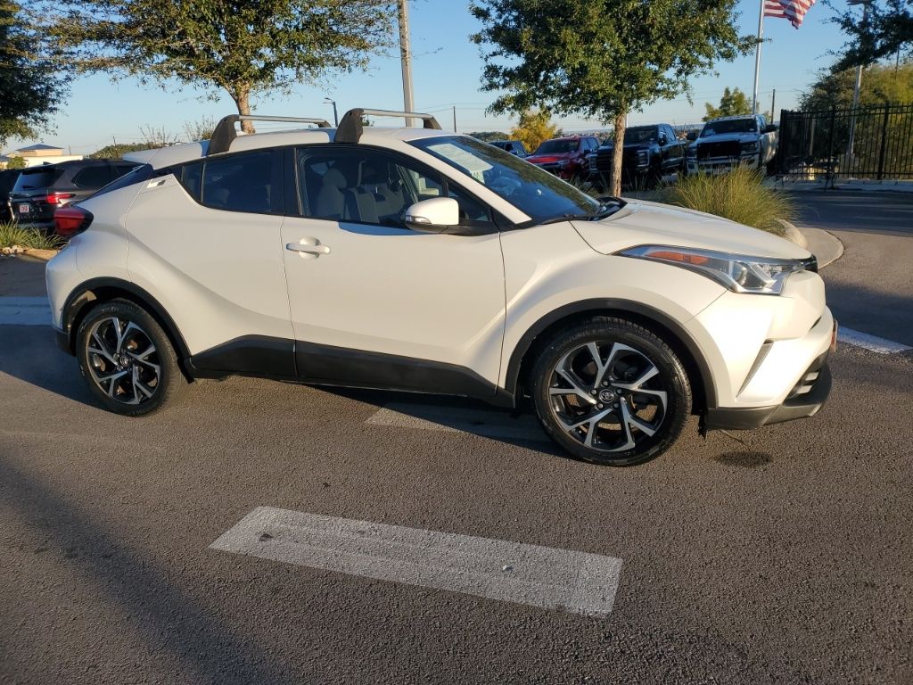 Used Car 2018 Toyota C-hr  Xle For Sale Under $20,000 In Austin, Texas