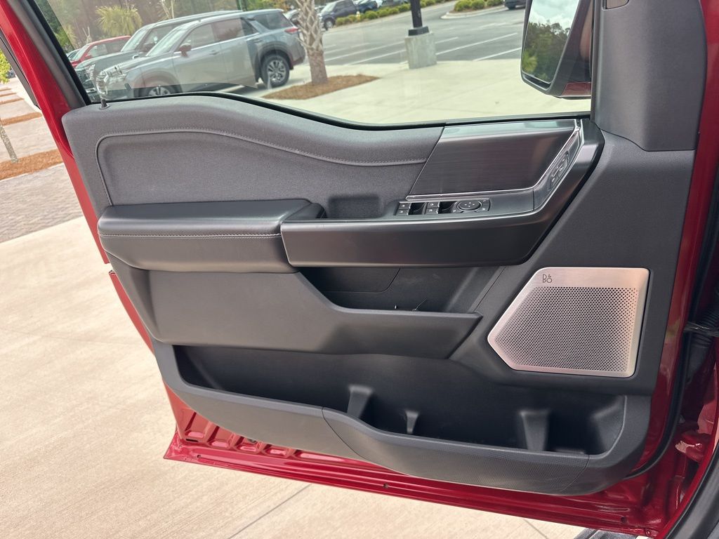 2022 Rapid Red Metallic Tinted Clearcoat Ford F-150 Raptor 4X4 Truck