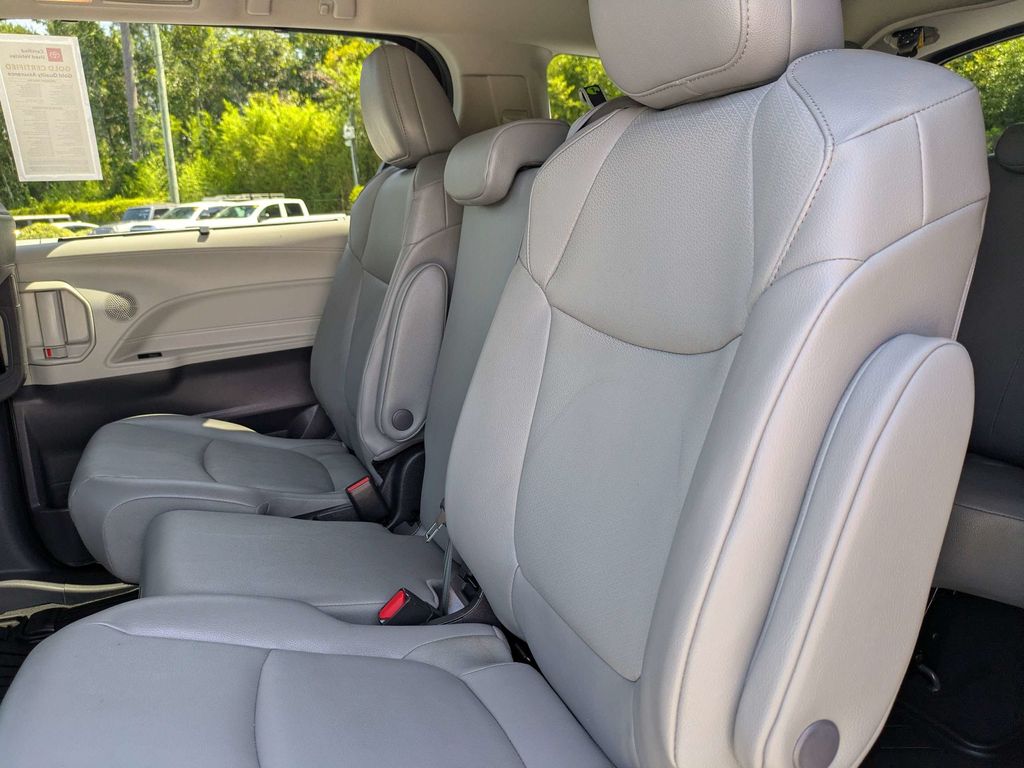Used 2024 Toyota Sienna Van