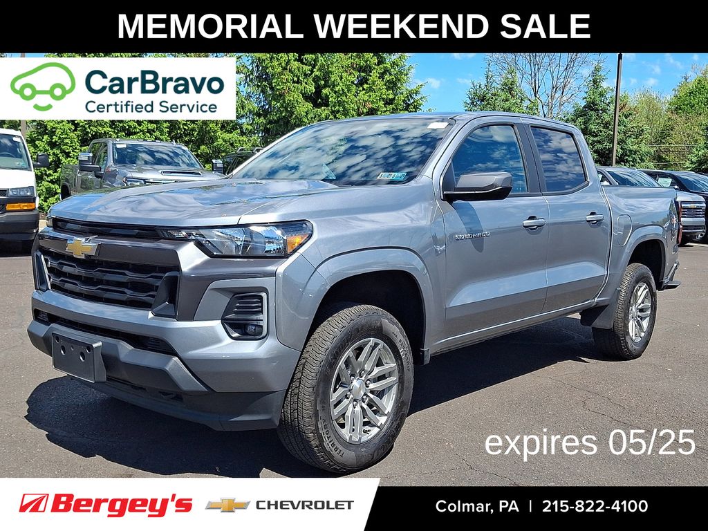 Sterling Gray Metallic 2024 Chevrolet Colorado LT Crew Cab 4WD Pickup Truck Four-Wheel Drive 8-Speed Automatic