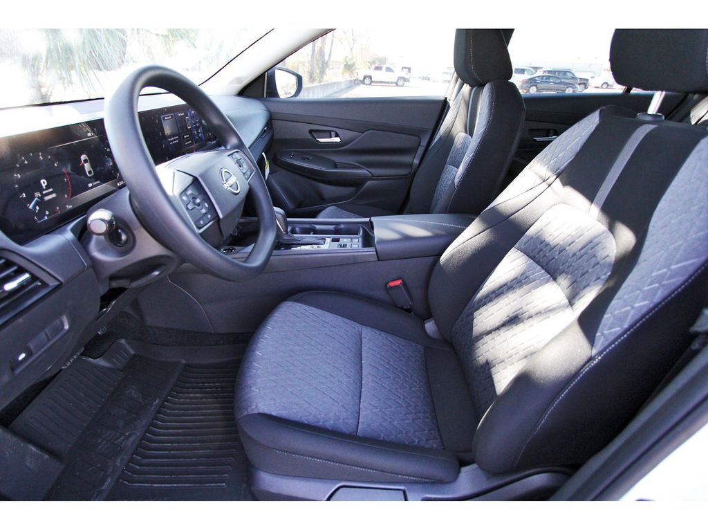 2026 Nissan Sentra SV - 5