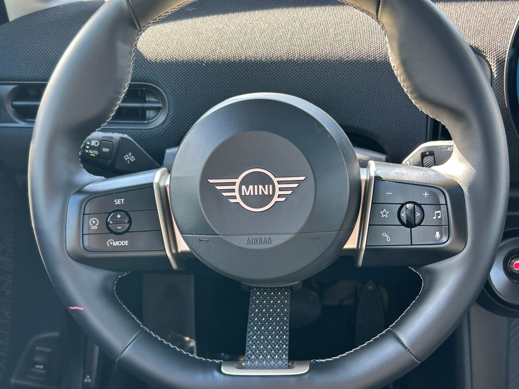 Thumbnail: 2025 MINI Cooper - 18