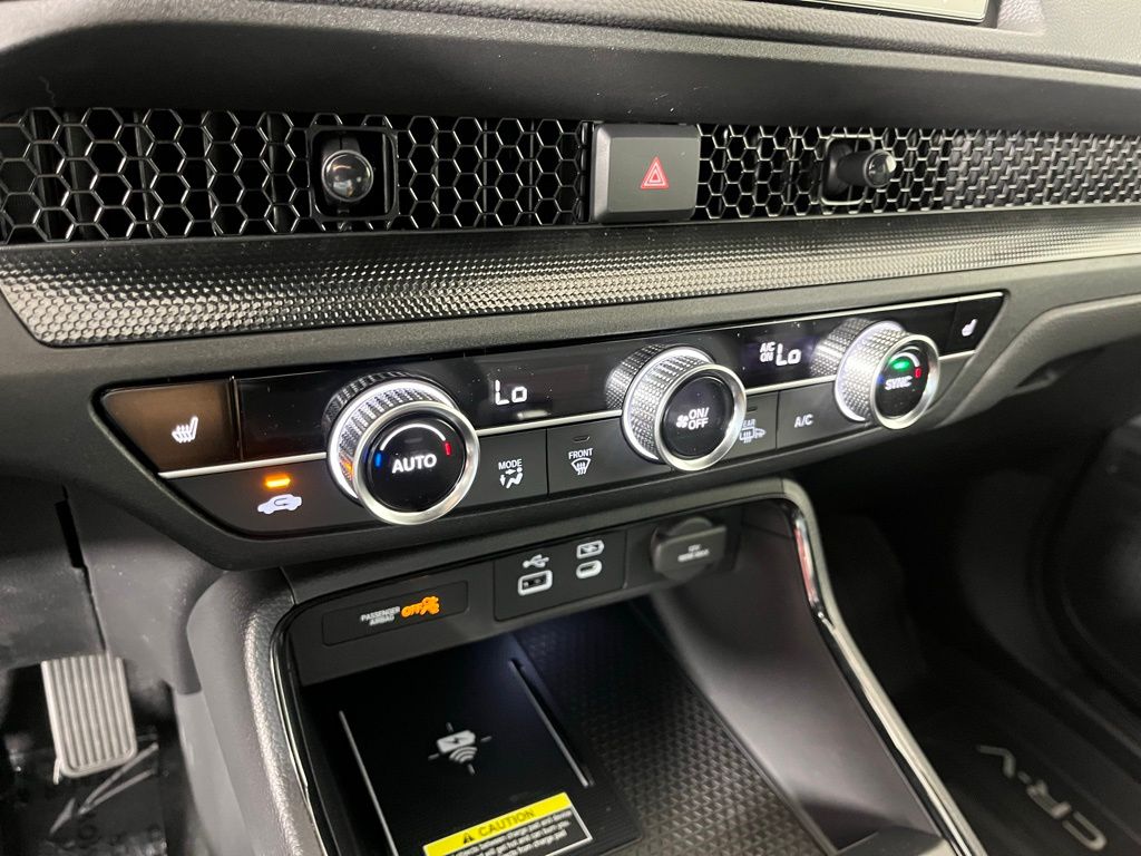 2025 Honda CR-V Sport-L 32