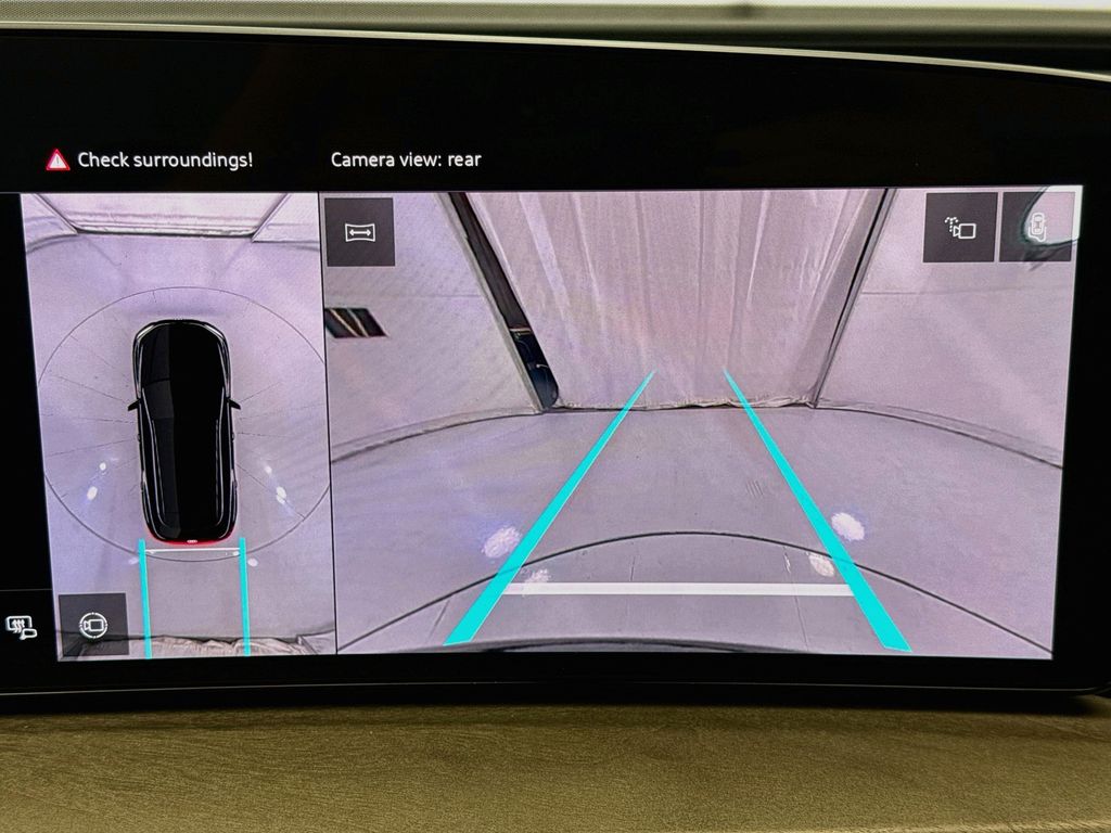 Thumbnail: 2025 Audi Q5 - 15