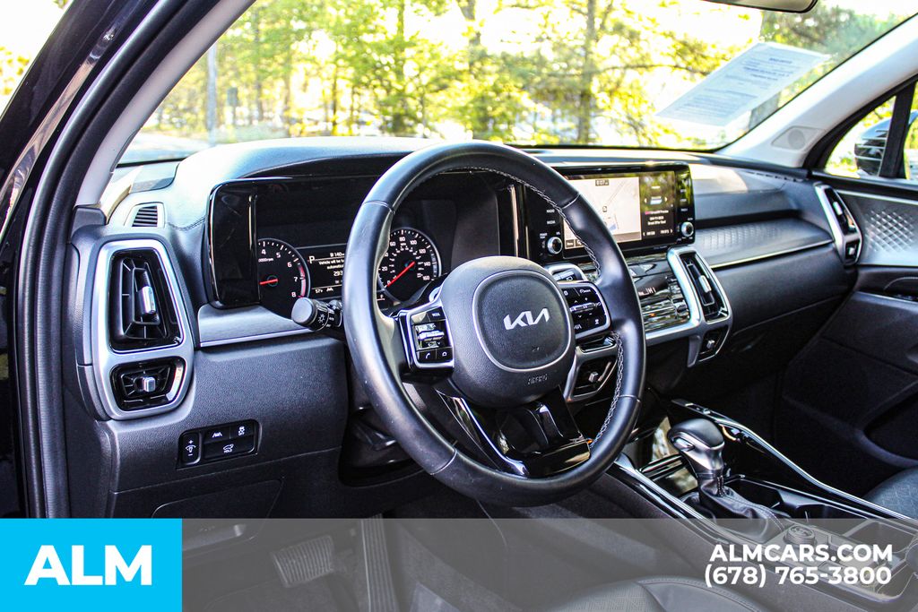 Used 2022 Black Kia SX image 33
