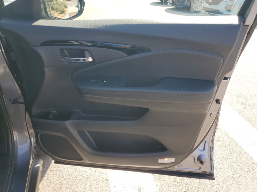 Used Car 2022 Honda Pilot  Touring For Sale Under $35,000 In Austin, Texas