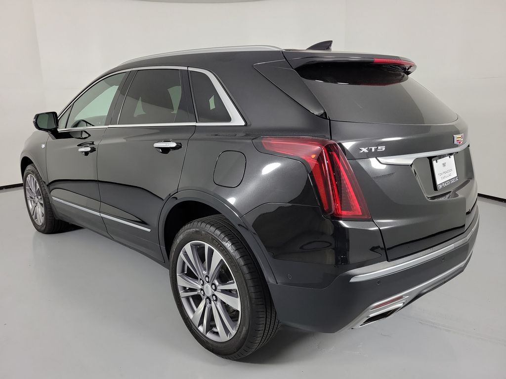 2024 Cadillac XT5 Premium Luxury - 2