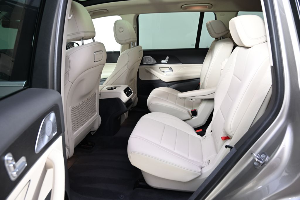 2020 Mercedes-Benz GLS 450 4MATIC 24