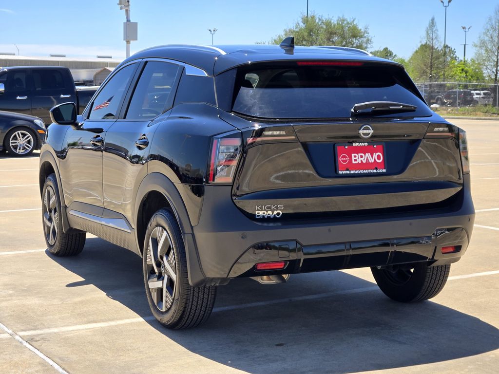 2026 Nissan Kicks SV - 5