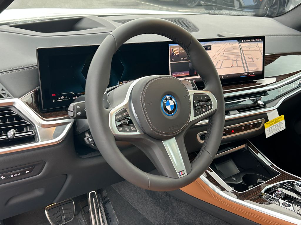 Thumbnail: 2026 BMW X5 - 13