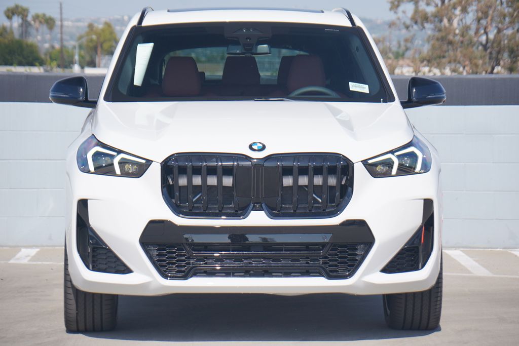 Thumbnail: 2026 BMW X1 - 2