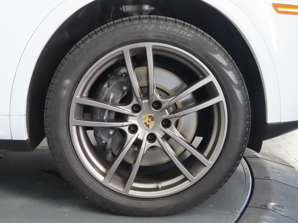 Thumbnail: 2023 Porsche  - 11