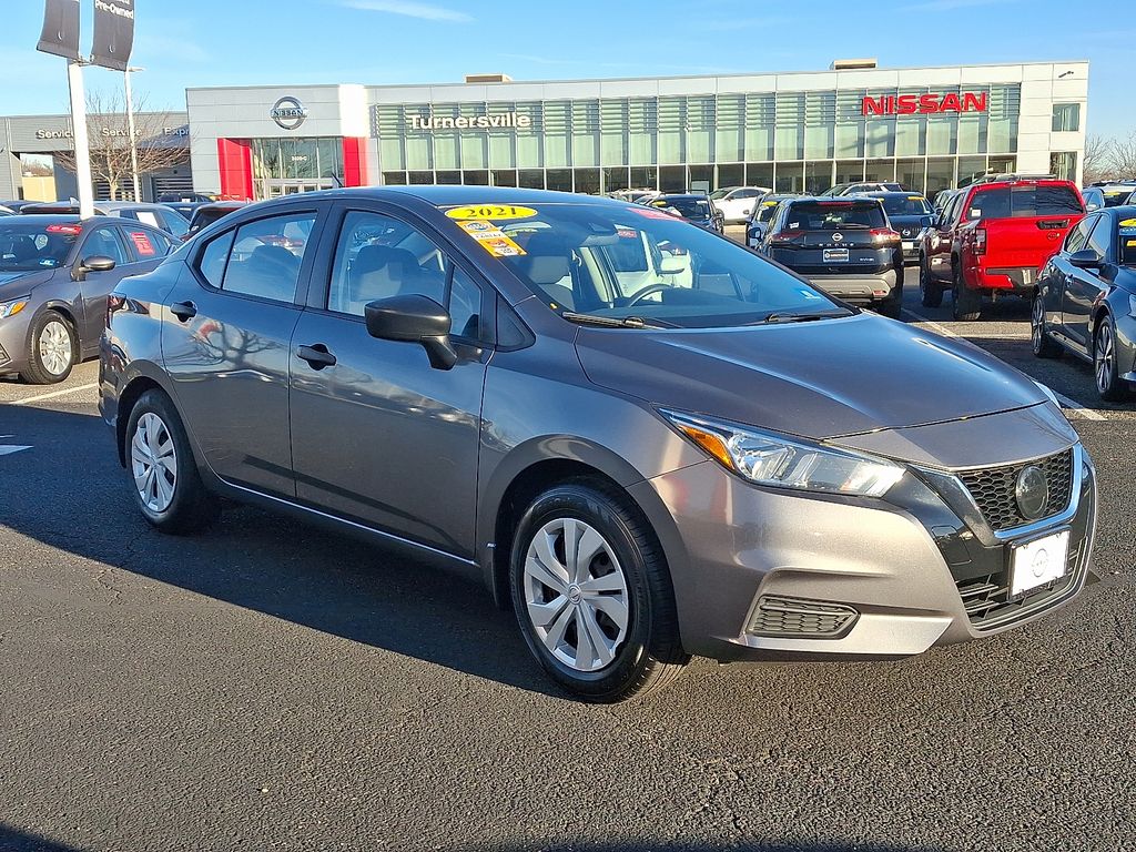 Thumbnail: 2021 Nissan Versa - 3