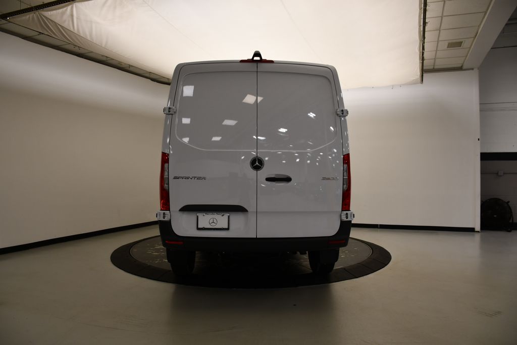 2025 Mercedes-Benz Sprinter 2500 6