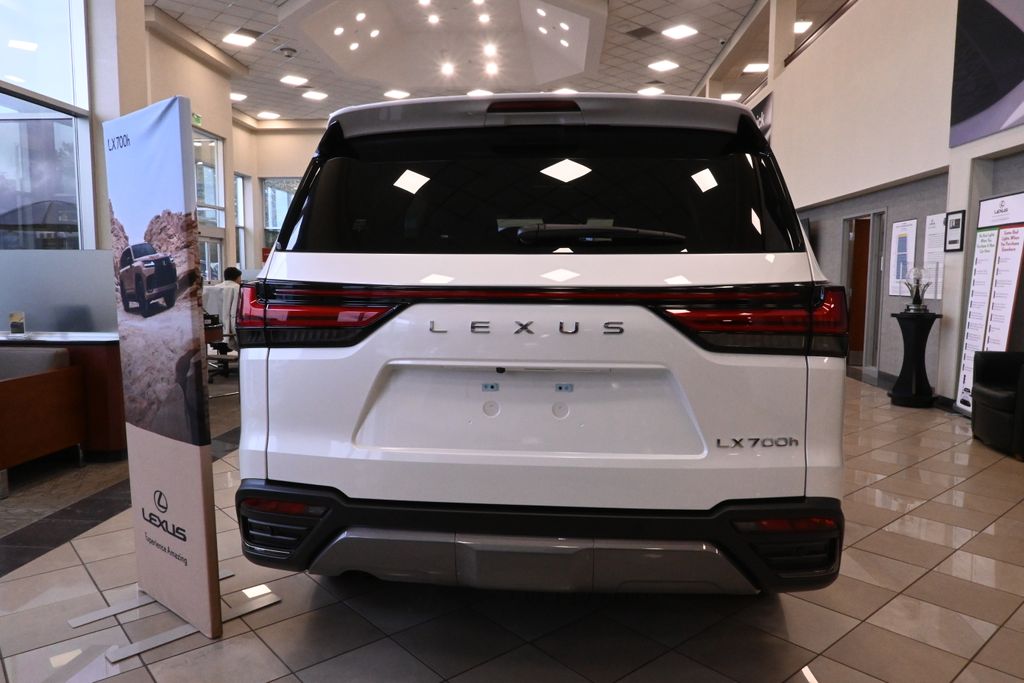 Thumbnail: 2025 Lexus LX - 6