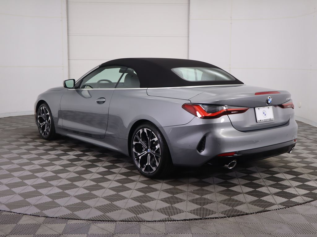 Thumbnail: 2026 BMW 4 Series - 15