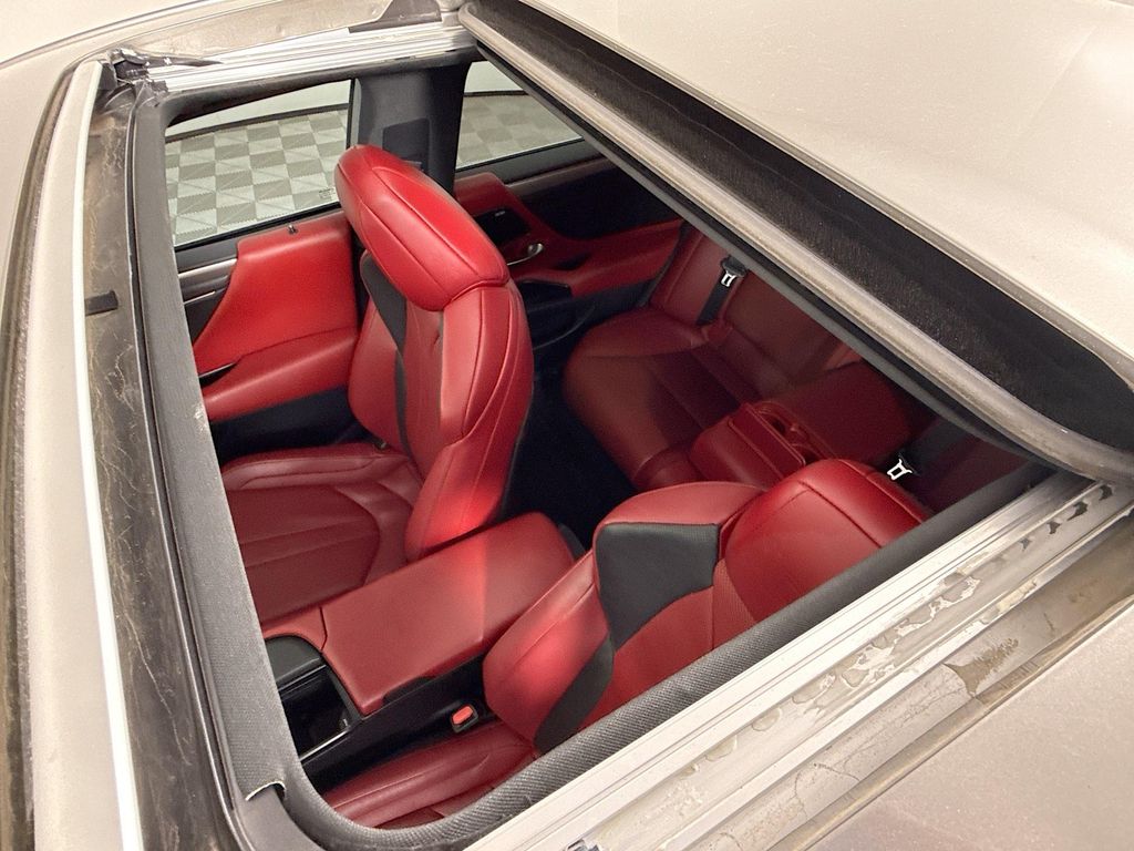 Thumbnail: 2021 Lexus ES - 23