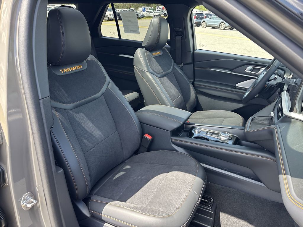 New 2026 Marsh Gray Ford Tremor® image 28