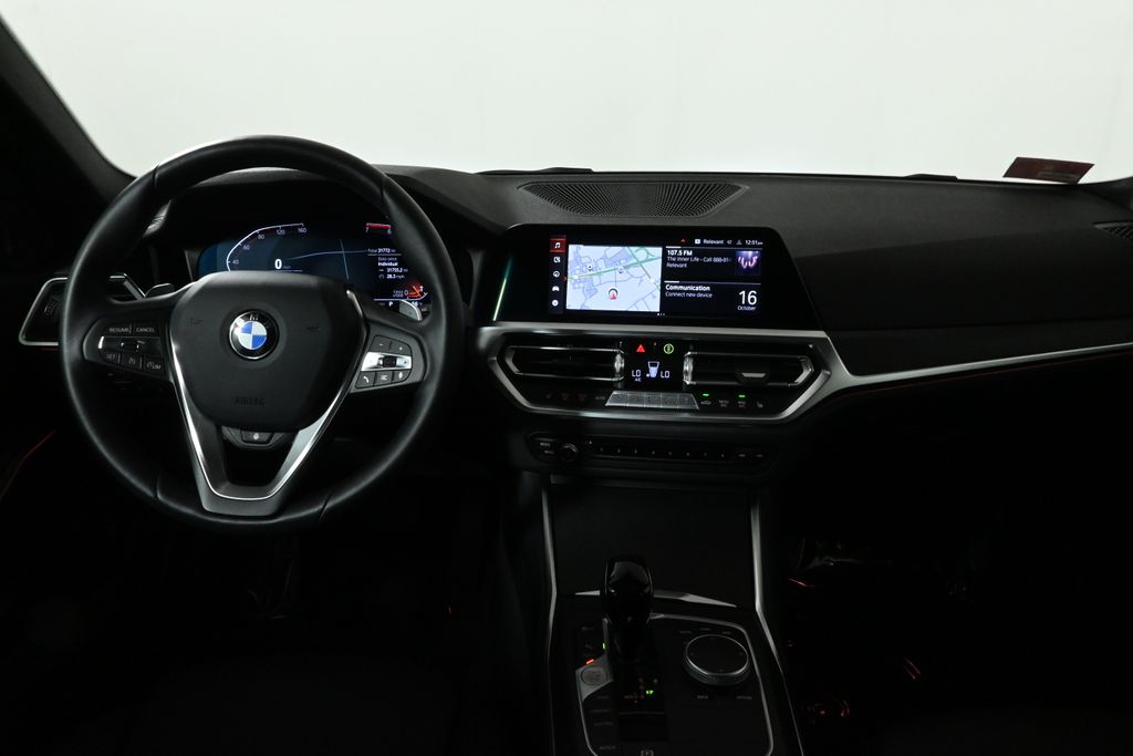 2022 BMW 3 Series 330i xDrive 16