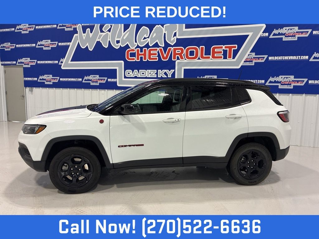 Bright White Clearcoat 2024 Jeep Compass SUV / Crossover Four-Wheel Drive 8-Speed Automatic
