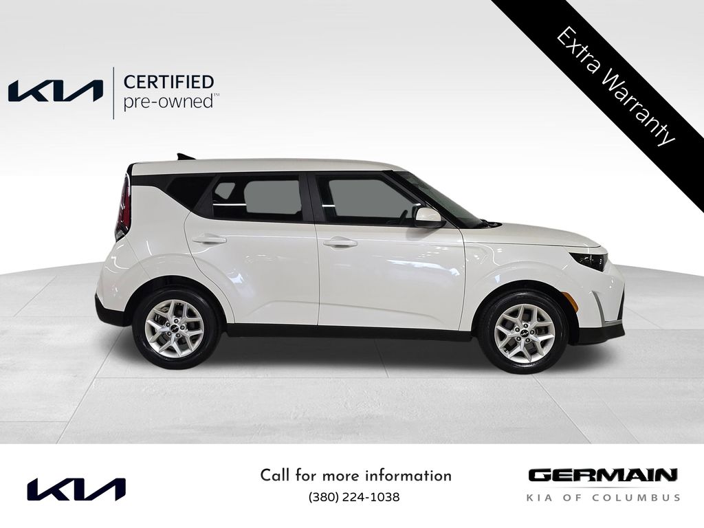 2023 Kia Soul LX photo 4