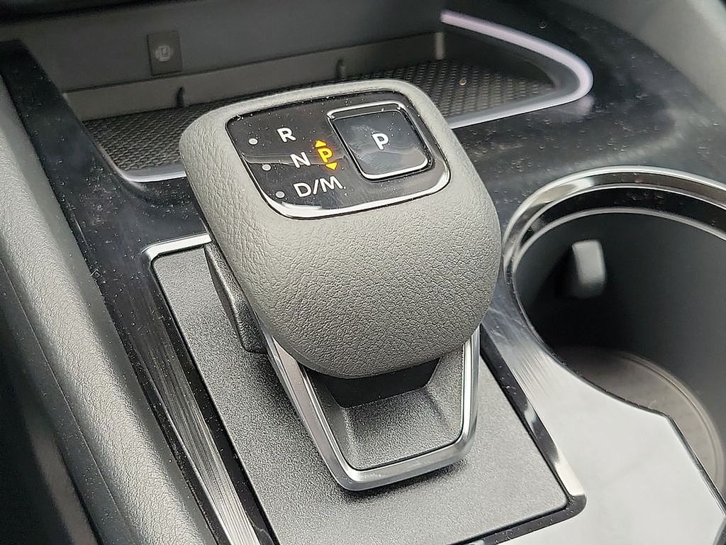 2024 Nissan Rogue SL 7