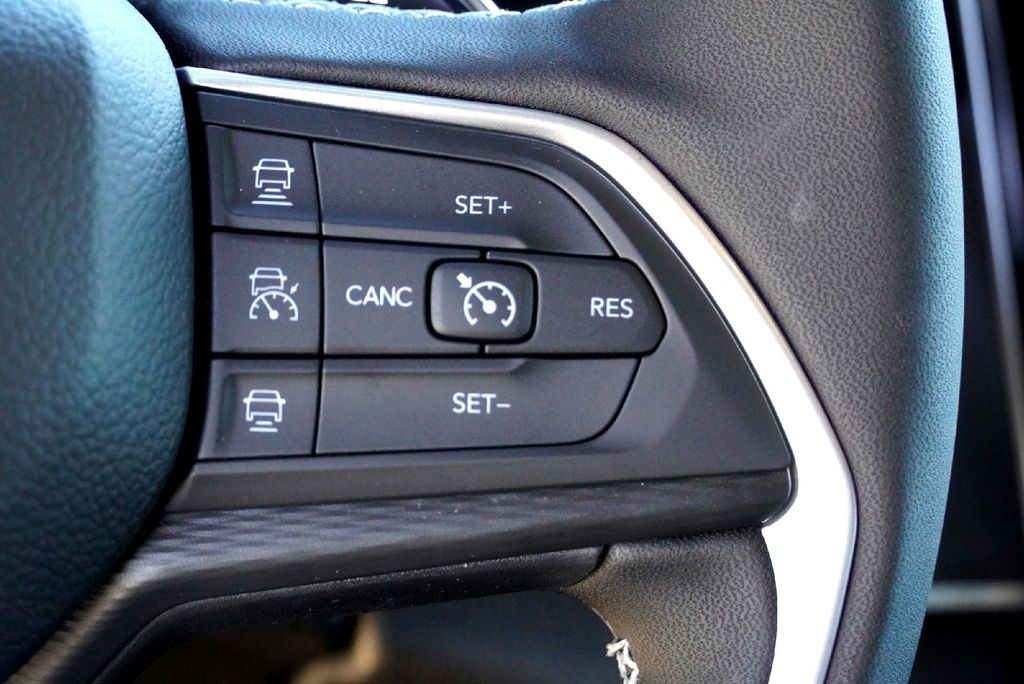 New Car 2025 Jeep Grand Cherokee L  Altitude X For Sale Under $40,000 In Taylor, Texas