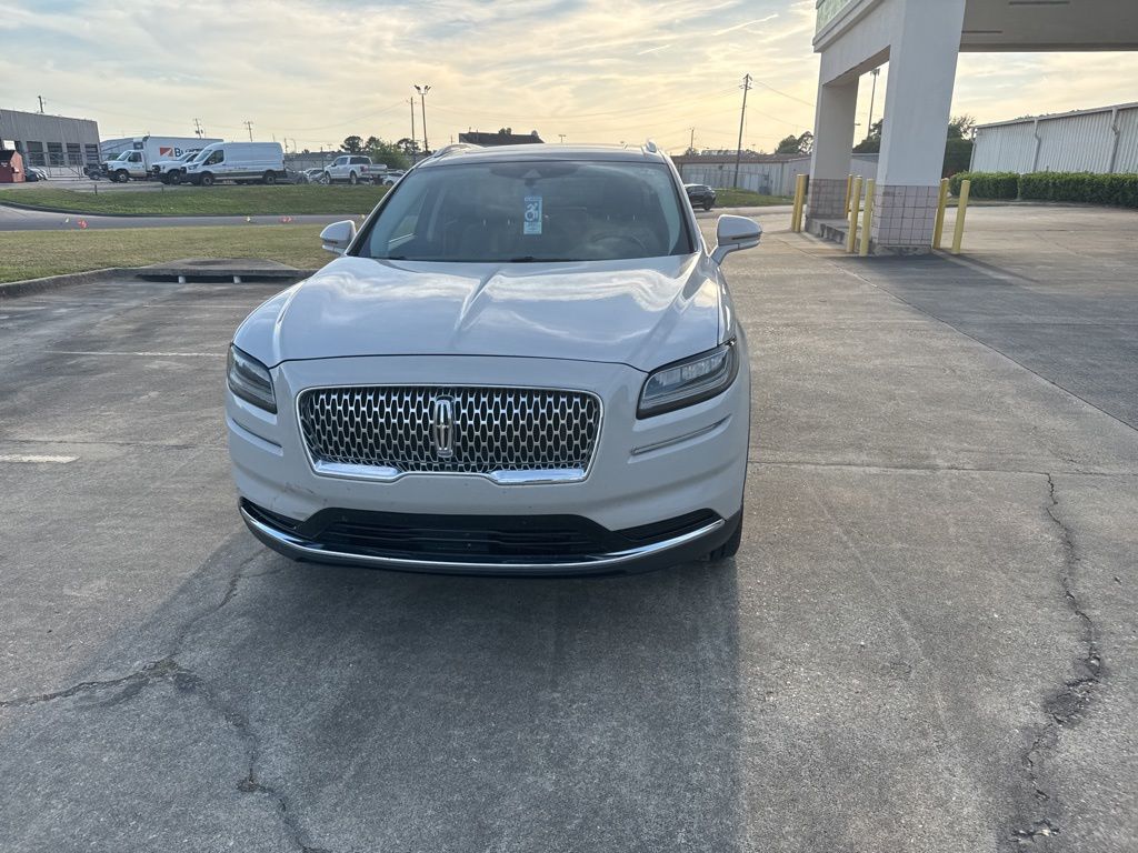 2022 Ceramic Pearl Metallic Tinted Clearcoat Lincoln Nautilus Reserve FWD SUV