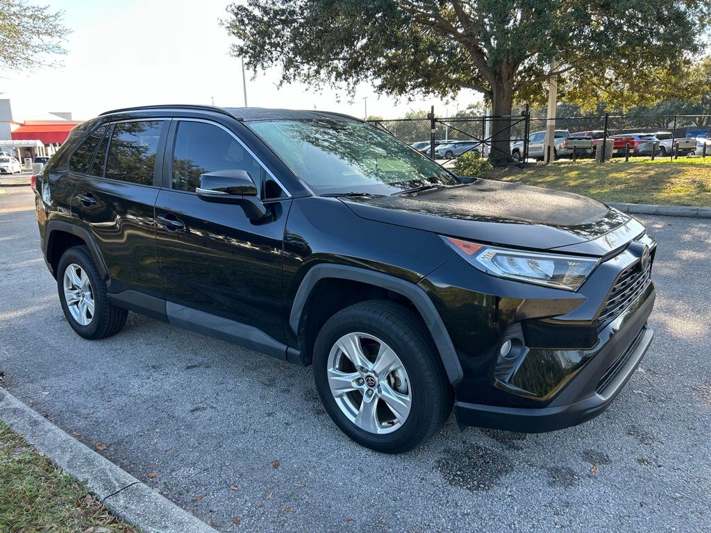 Thumbnail: 2021 Toyota RAV4 - 7