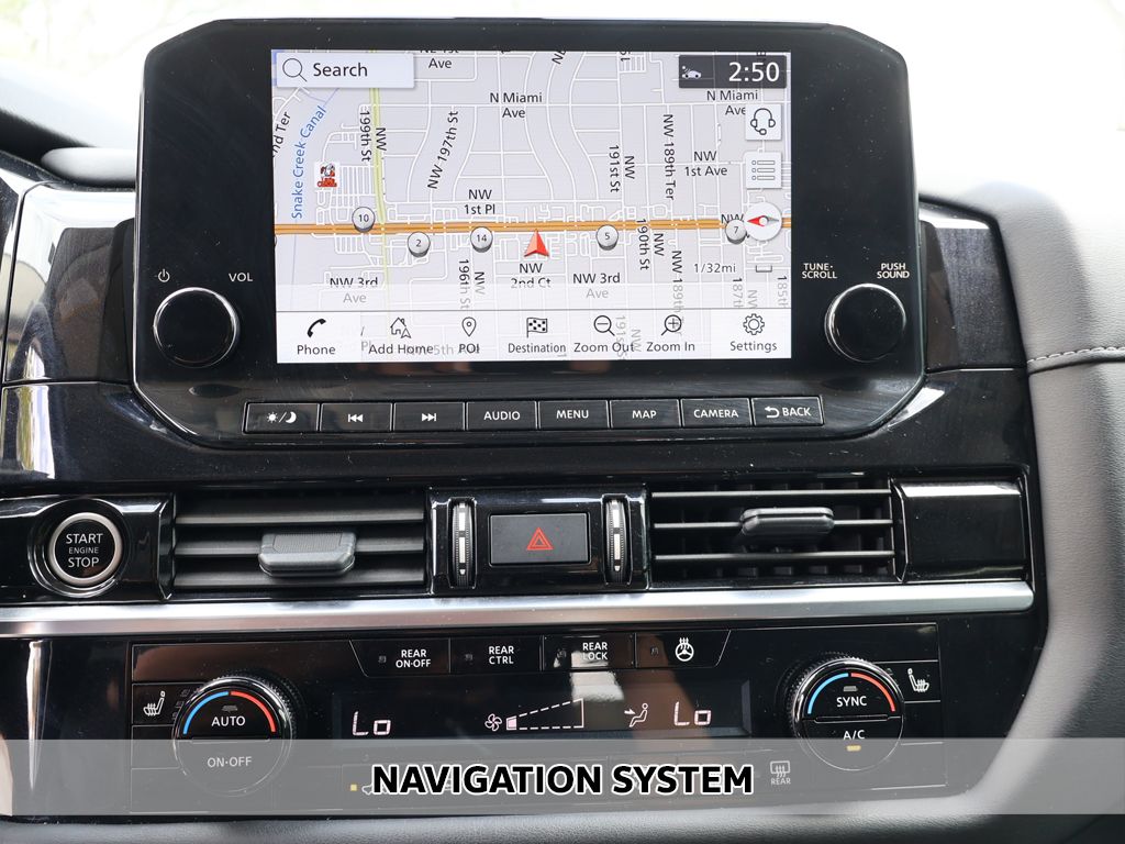 Used 2024 White Nissan SL image 3