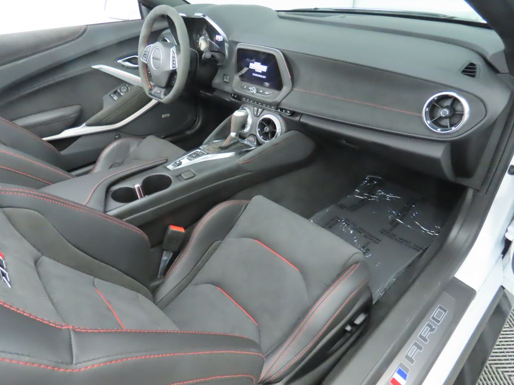 2023 Chevrolet Camaro ZL1 26