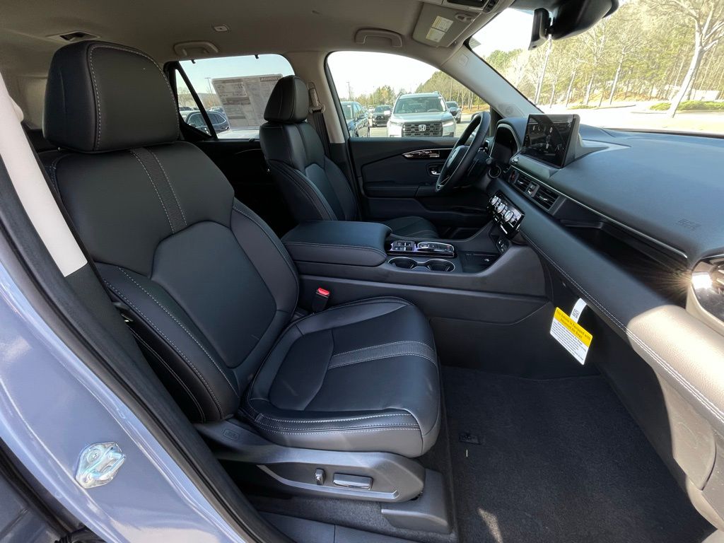 Thumbnail: 2026 Honda Pilot - 32