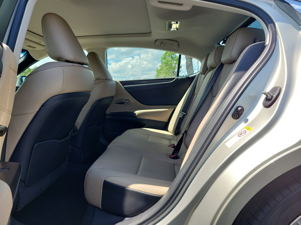 used 2019 Lexus ES car, priced at $29,998