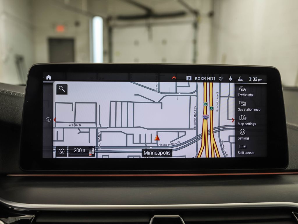 Thumbnail: 2023 BMW 5 Series - 16