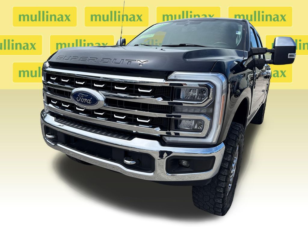 Used 2023 Blue Ford Lariat image 9