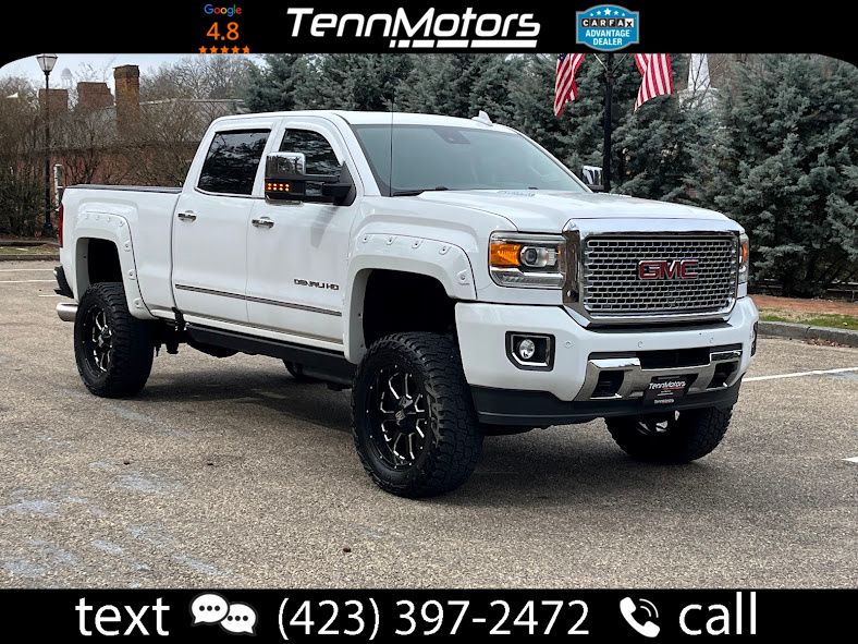 2016 GMC Sierra 2500HD Denali Crew Cab SB 4WD
