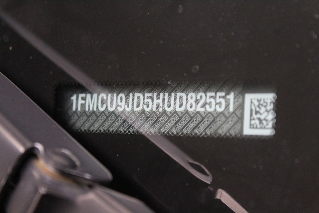 Thumbnail: 2017 Ford Escape - 28