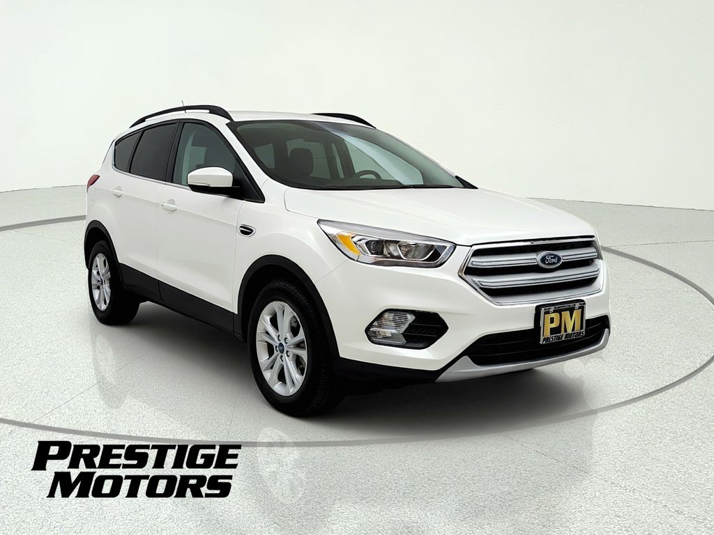 White Platinum Clearcoat Metallic 2019 Ford Escape SUV / Crossover All-Wheel Drive 6-Speed Automatic