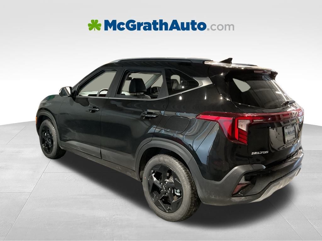 New 2026 Black Kia EX image 6