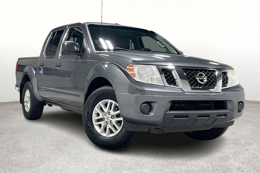 2017 Nissan Frontier SV V6 Crew Cab