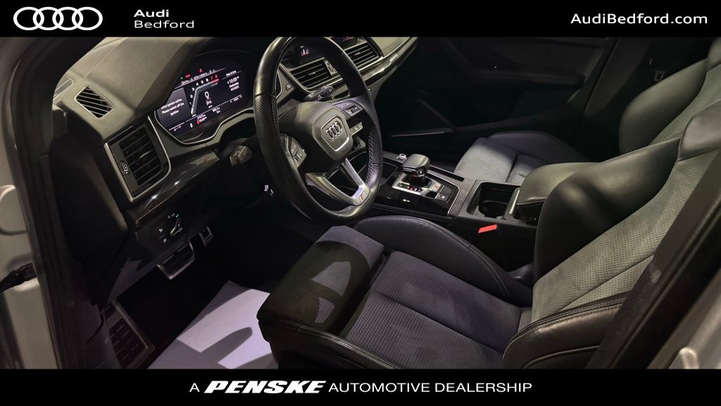 Thumbnail: 2022 Audi SQ5 - 10