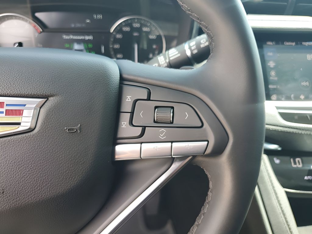 Used Car 2025 Cadillac Xt6  Luxury For Sale Under $50,000 In Austin, Texas