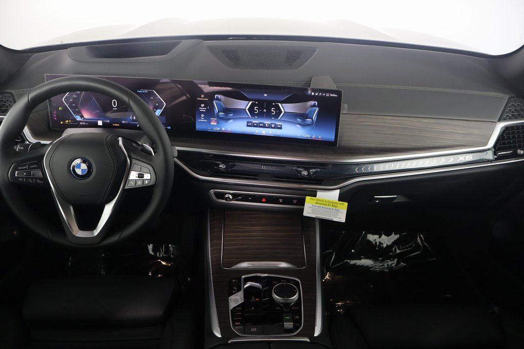 Thumbnail: 2026 BMW X5 - 4