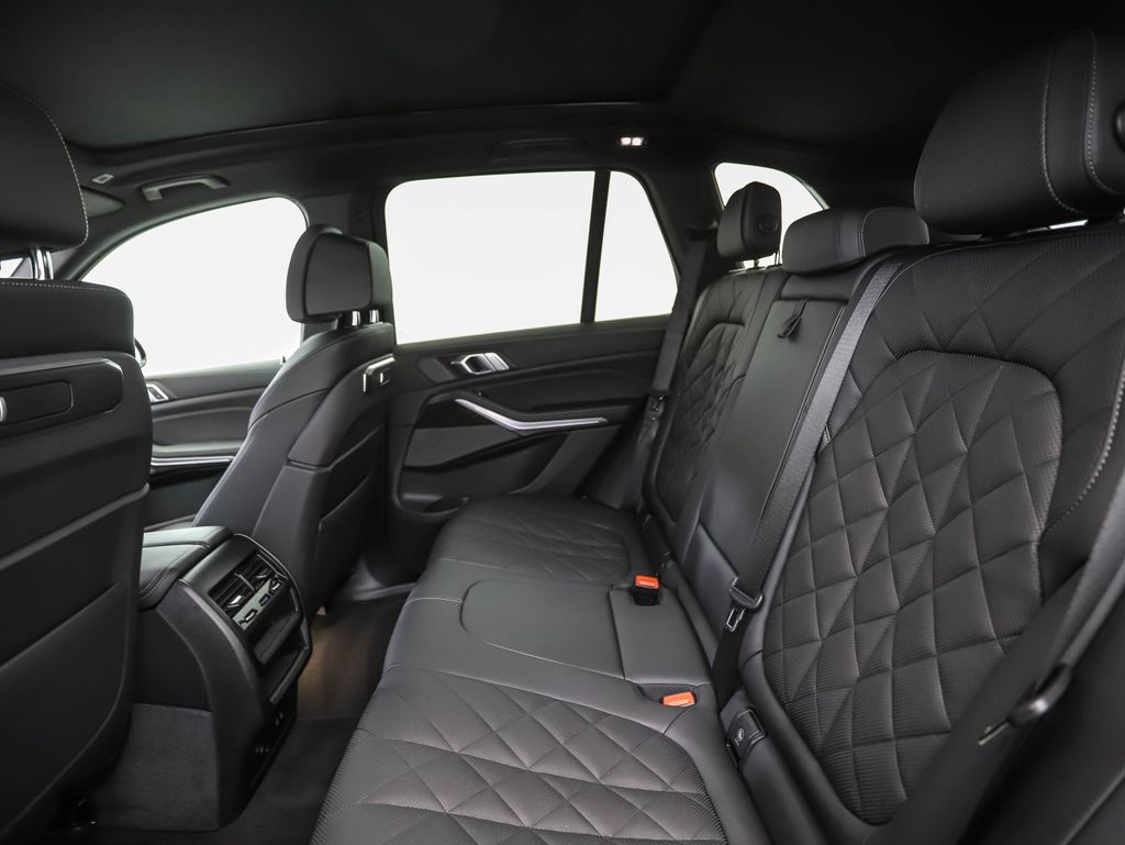 Thumbnail: 2024 BMW X5 - 22