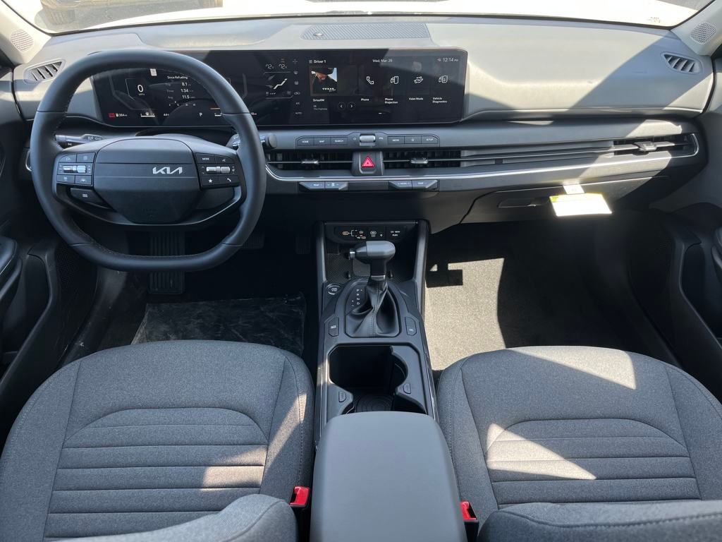 2025 Kia K4 EX photo