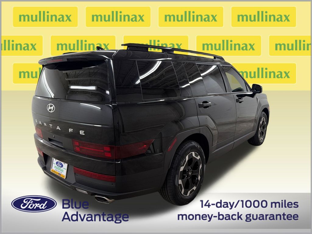 Certified Used 2024 Black Hyundai SEL image 3