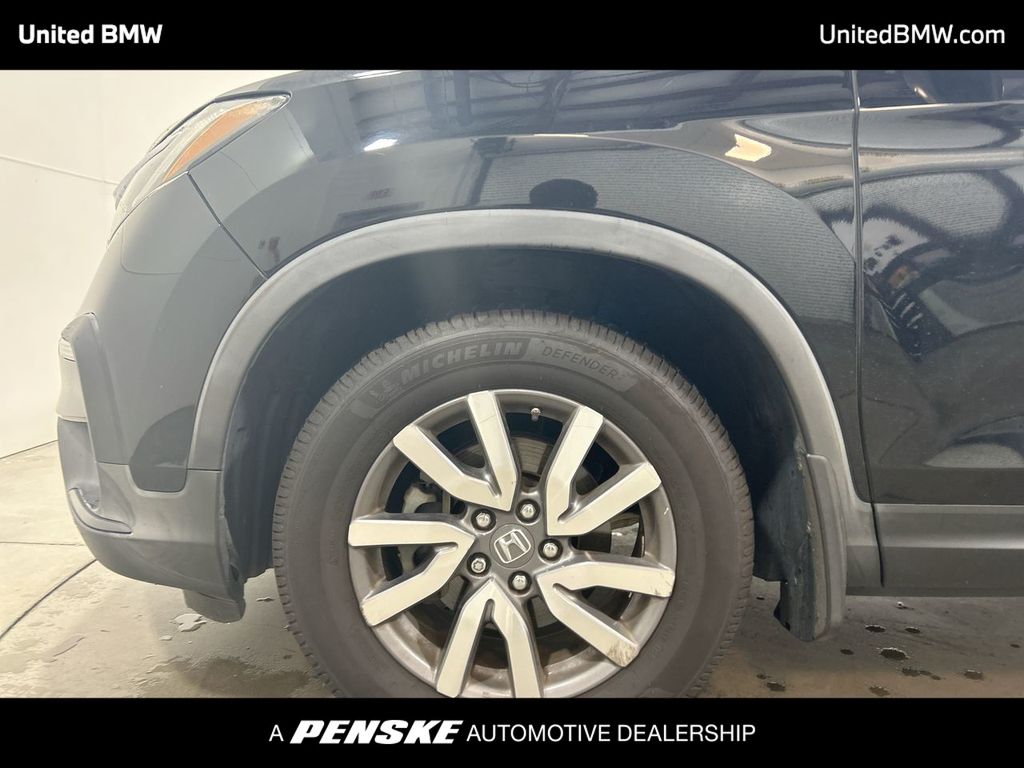 Thumbnail: 2019 Honda Pilot - 10